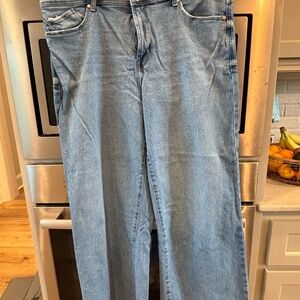 Kensie Light Blue Ankle & Cropped Jeans